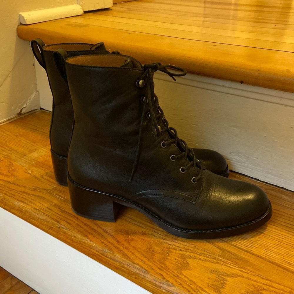 Madewell Patti Lace-up boot in True Black (8.5)
